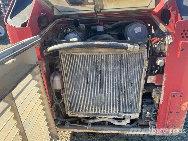 Takeuchi TL230 Skid steer loaders