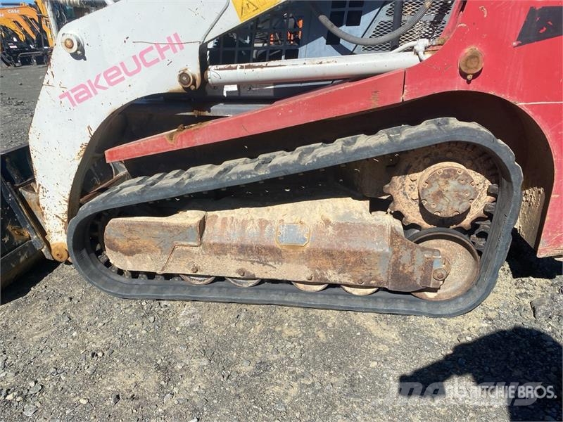 Takeuchi TL230 Skid steer loaders
