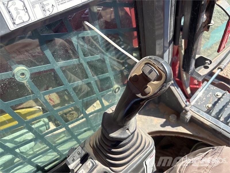 Takeuchi TL6R Compact Track Loader Lietoti riteņu kompaktiekrāvēji