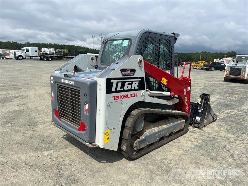 Takeuchi TL6R Compact Track Loader لوادر انزلاقية التوجيه