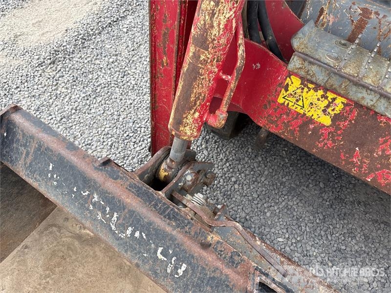 Takeuchi TL6R Two-Speed Compact Track Loader Chargeuse compacte