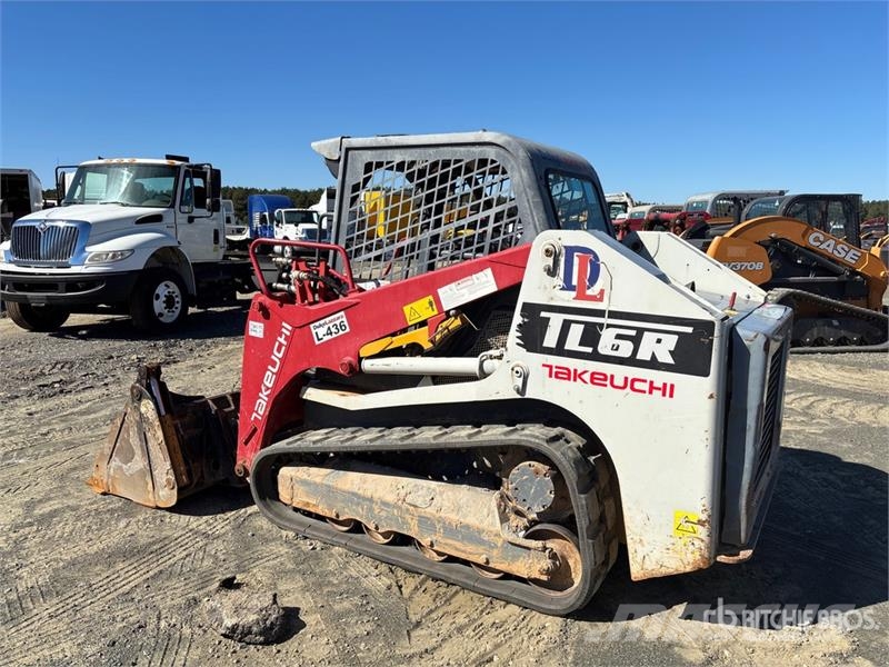 Takeuchi TL6R Two-Speed Compact Track Loader لوادر انزلاقية التوجيه