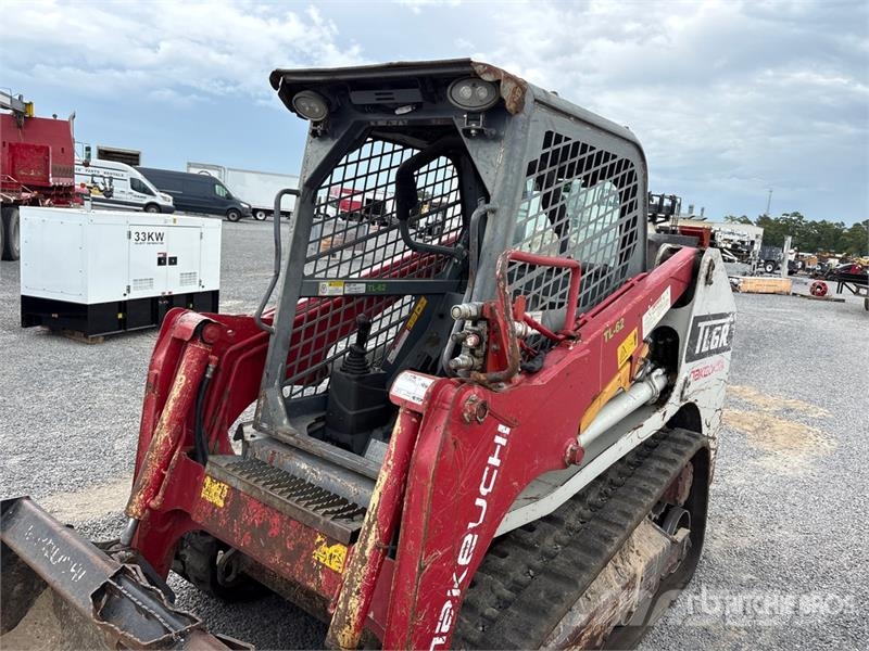 Takeuchi TL6R Two-Speed Compact Track Loader Chargeuse compacte