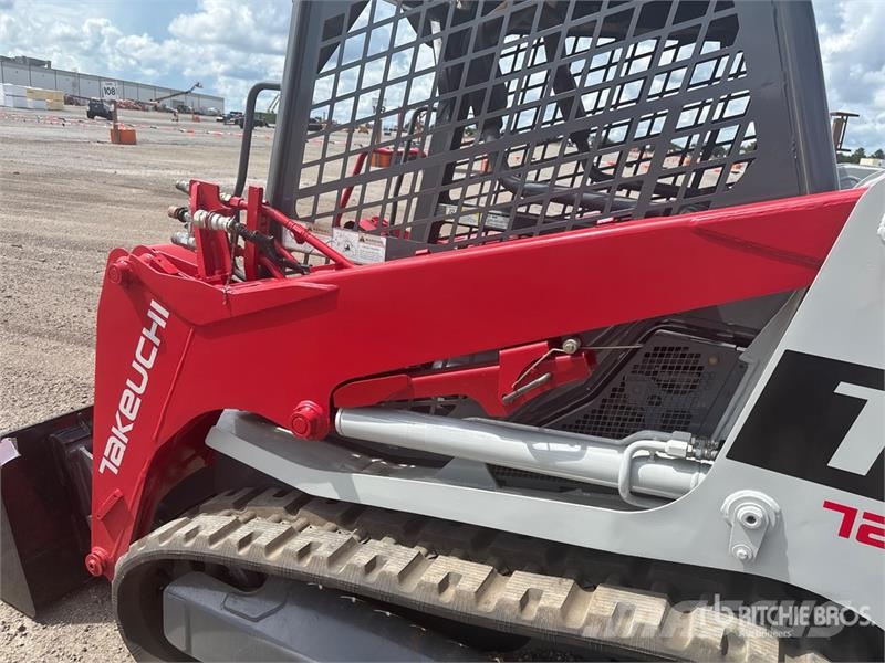Takeuchi TL6R Two-Speed Compact Track Loader Мини-погрузчики