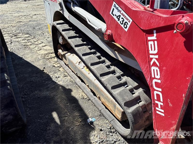 Takeuchi TL6R Two-Speed Compact Track Loader لوادر انزلاقية التوجيه