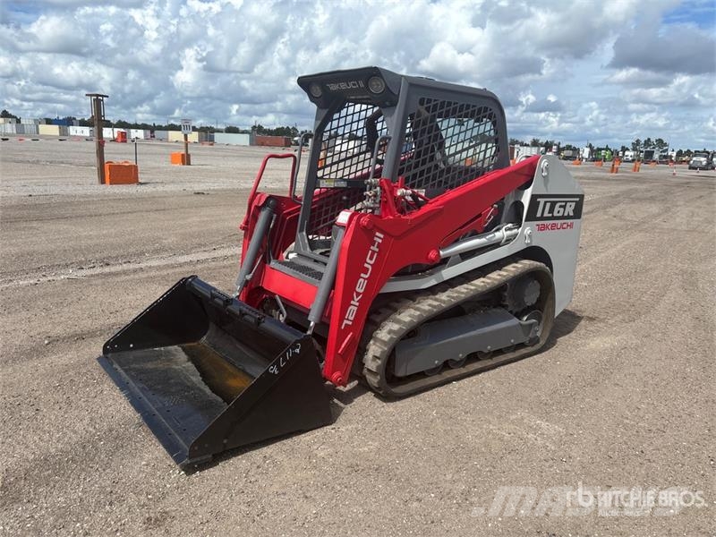 Takeuchi TL6R Two-Speed Compact Track Loader Мини-погрузчики