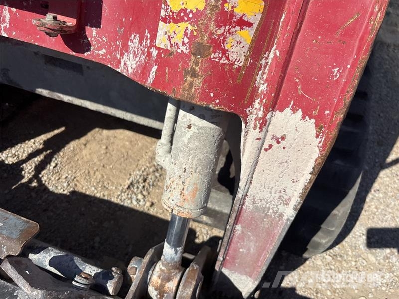 Takeuchi TL8R-2 Compact Track Loader Skid steer mini nakladalci