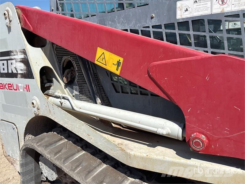 Takeuchi TL8R-2 Compact Track Loader Skid steer mini nakladalci