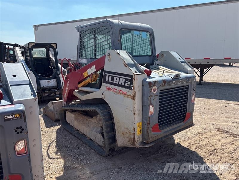 Takeuchi TL8R-2 Compact Track Loader Skid steer mini nakladalci