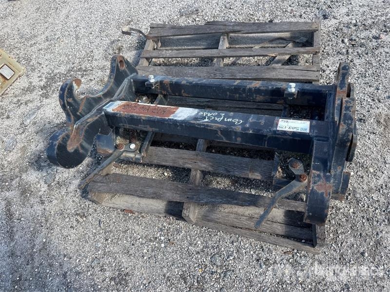 Takeuchi TW65SKIDPLATE Skid Plate Egyéb alkatrészek