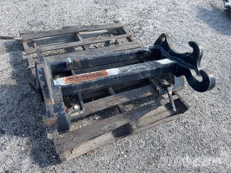 Takeuchi TW65SKIDPLATE Skid Plate Egyéb alkatrészek