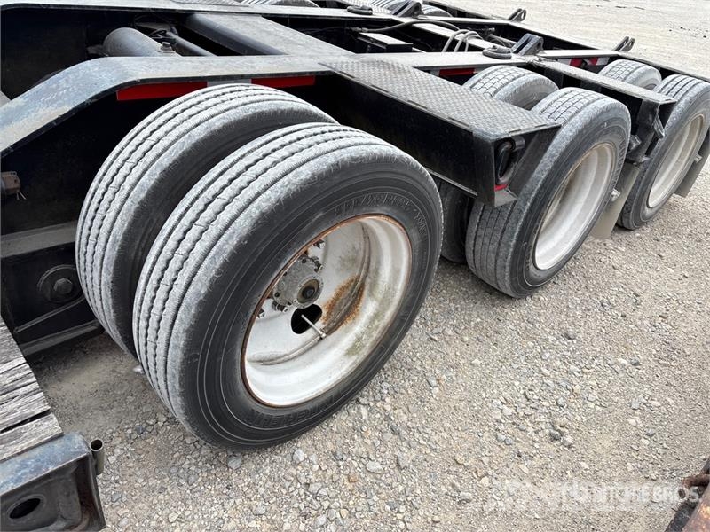 Talbert T4DW-40-HRG-1-T1-2/2 40 ton T/A Lowboy Trailer 平板拖车