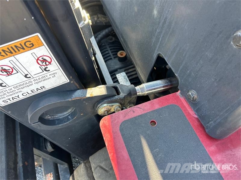 Taylor GT60L 5625 lb Pneumatic Tire Forklift Viličarji - drugo