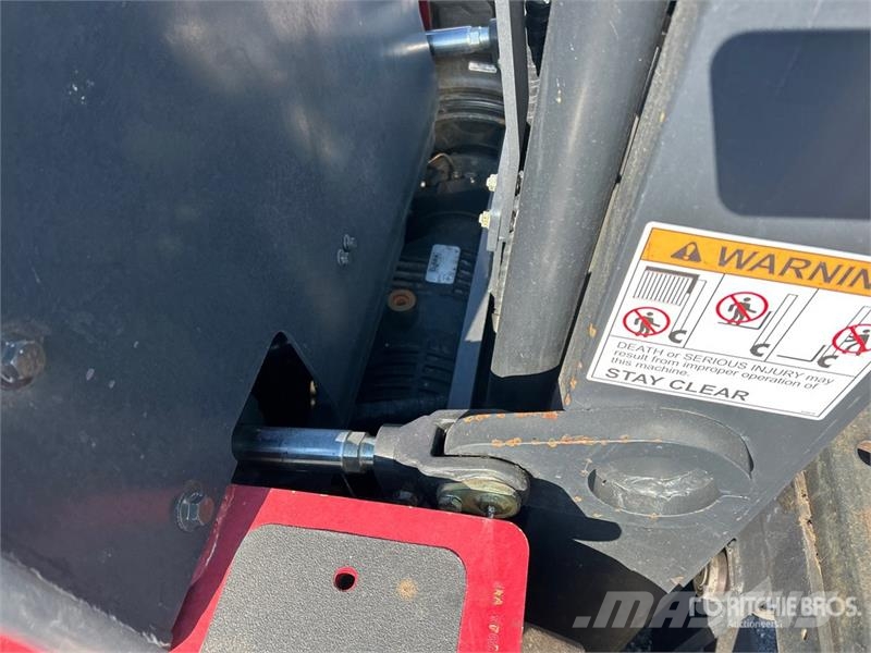 Taylor GT60L 5625 lb Pneumatic Tire Forklift Viličarji - drugo
