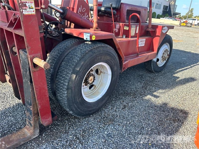 Taylor Pneumatic Tire Forklift Gaffeltrucker - Annet