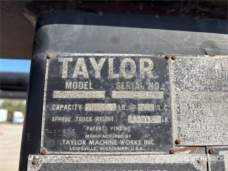 Taylor Pneumatic Tire Forklift Empilhadores - Outros