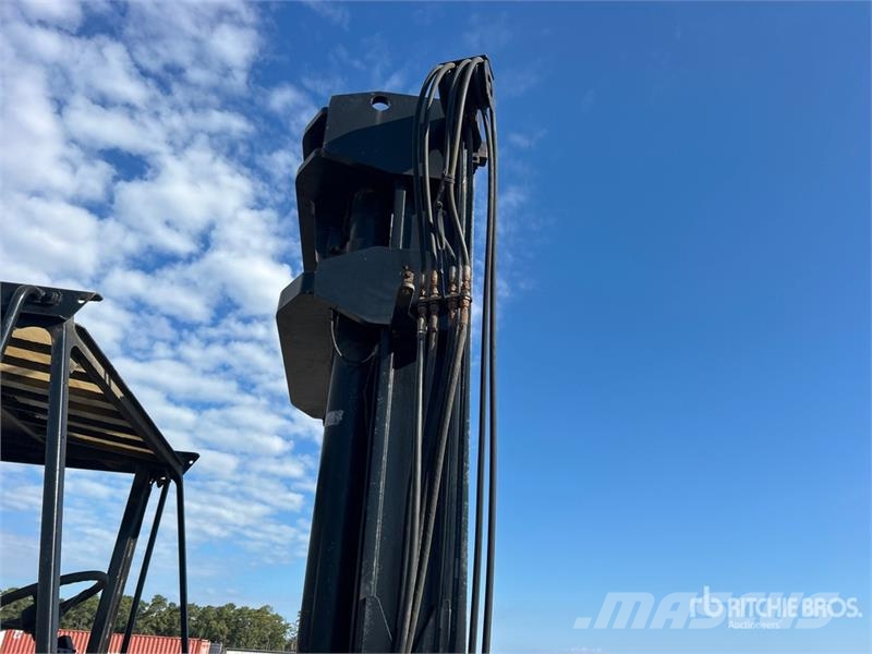 Taylor S-27 Pneumatic Tire Forklift 그 외 지게차