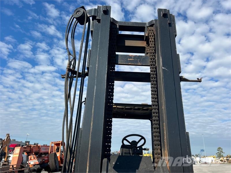 Taylor S-27 Pneumatic Tire Forklift 그 외 지게차