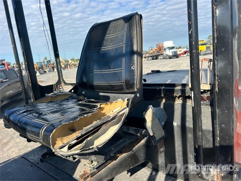 Taylor S-27 Pneumatic Tire Forklift 그 외 지게차