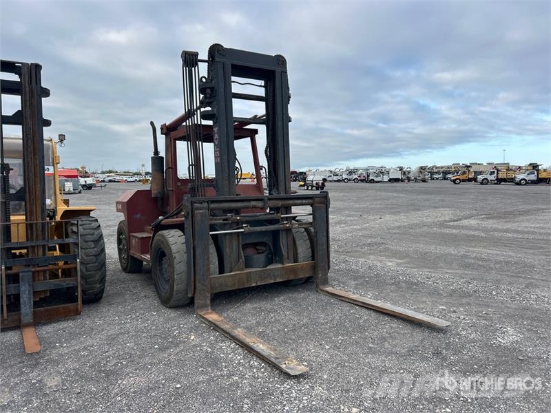 Taylor TE220 20000 lb Pneumatic Tire Forklift Autokrāvēji - citi