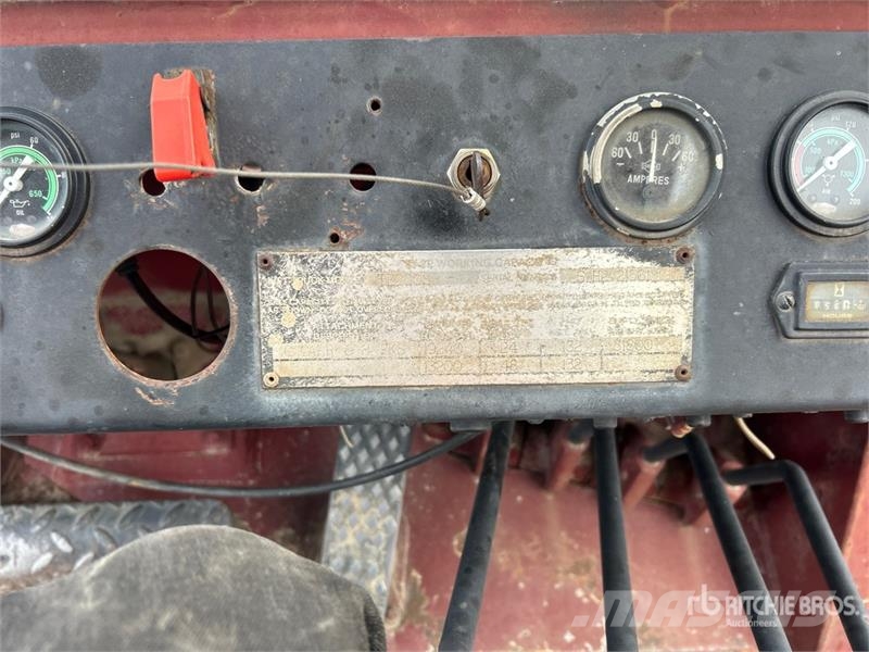 Taylor TE220 20000 lb Pneumatic Tire Forklift Autokrāvēji - citi