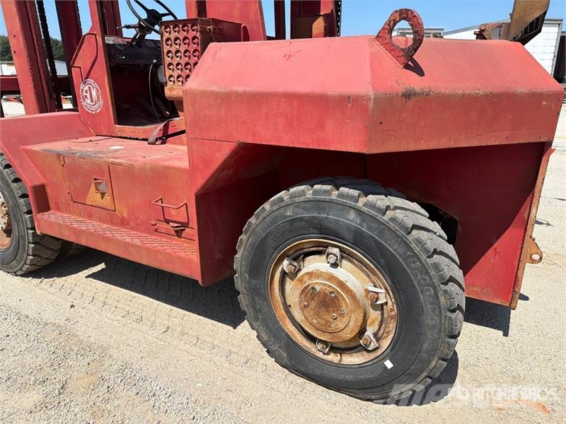 Taylor TY200S Pneumatic Tire Forklift Šakiniai krautuvai - Kita