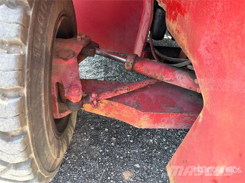 Taylor TY200S Pneumatic Tire Forklift Šakiniai krautuvai - Kita