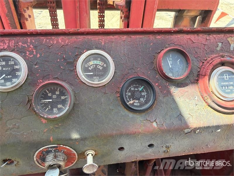 Taylor TY200S Pneumatic Tire Forklift Šakiniai krautuvai - Kita