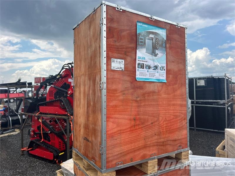  TBM-GRAY Wheel Balancer (Unused) Other components