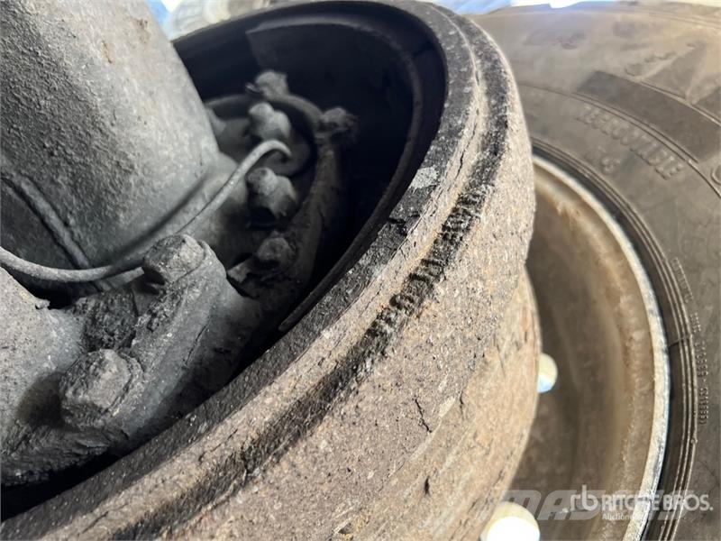Terex Advance 12x4 Front Discharge Mixer Truck Beton-Mischfahrzeuge