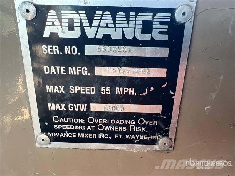 Terex Advance 12x4 Front Discharge Mixer Truck Beton-Mischfahrzeuge