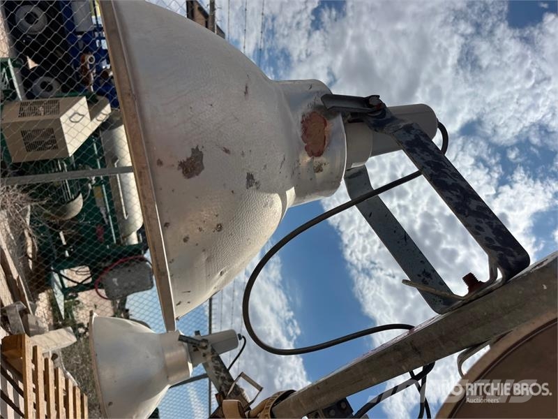 Terex AL5000 照明燈