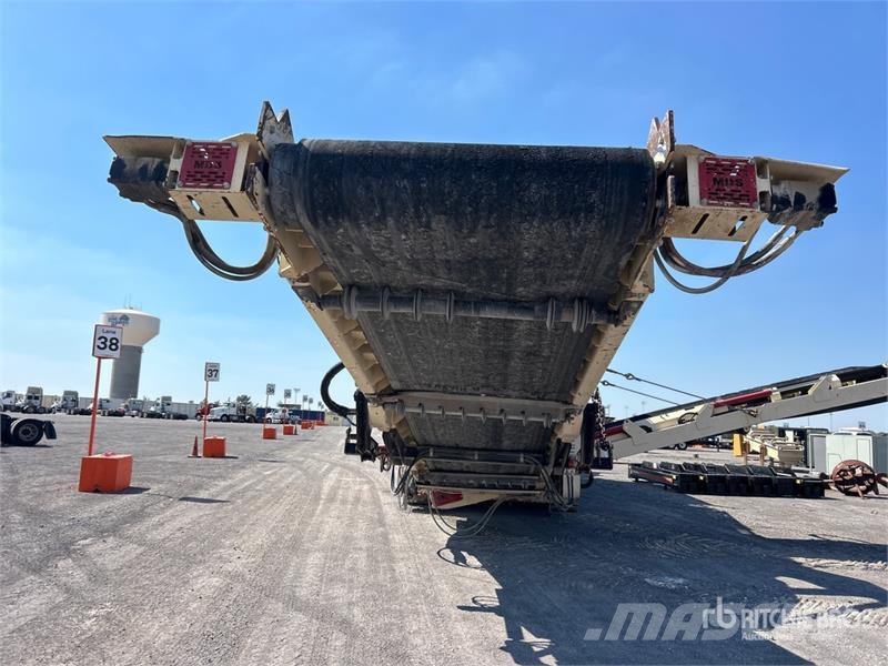 Terex MDS M515 Tracked Trommel Screen الطبلة