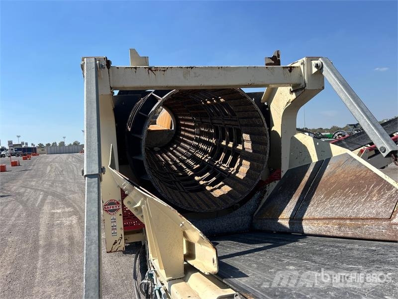 Terex MDS M515 Tracked Trommel Screen الطبلة