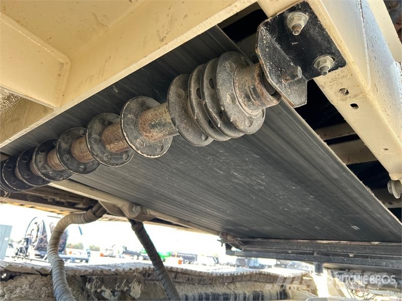 Terex MDS M515 Tracked Trommel Screen الطبلة