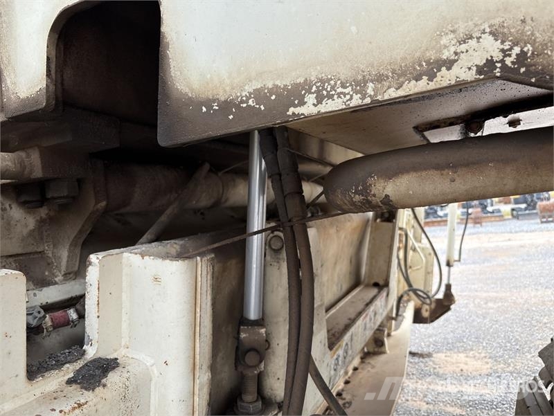 Terex PR950B Tracked Cold Planer (Inoperable) 瀝青冷銑刨機/銑床