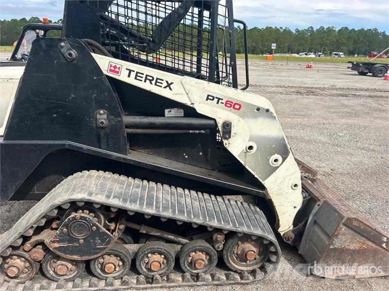 Terex PT60 Compact Track Loader Carregadoras de direcção deslizante