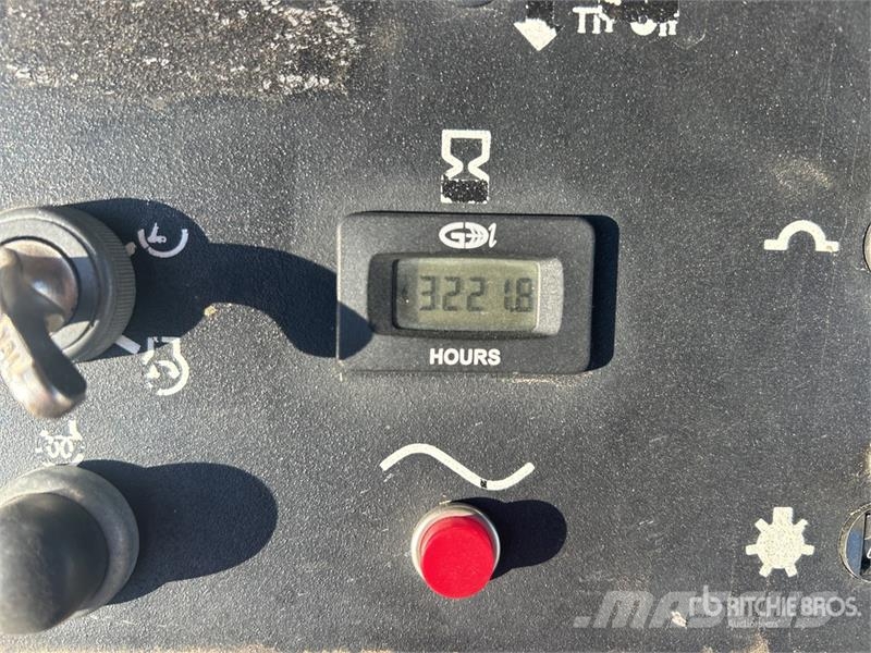Terex RL4 Lichtmasten