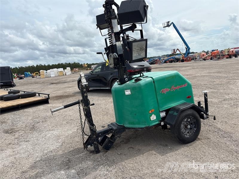Terex RL4 Rasvjetni tornjevi