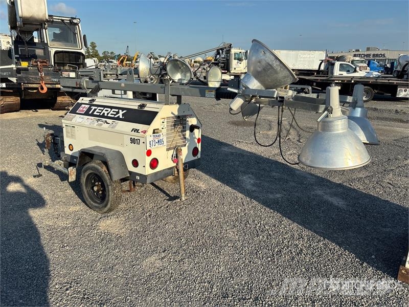Terex RL4 Gaismas torņi