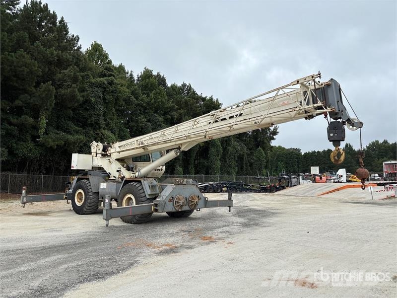 Terex RT555 30 ton 4x4 Rough Terrain Crane Žeriavy pre ťažký terén