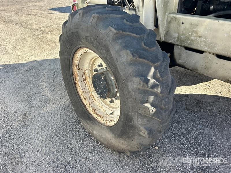 Terex TH644C مناولات متداخلة