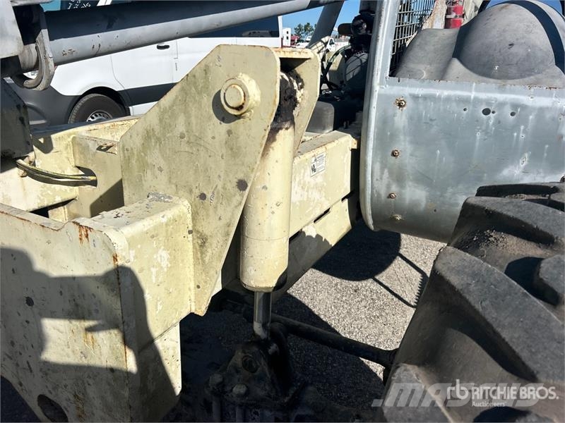 Terex TH644C مناولات متداخلة