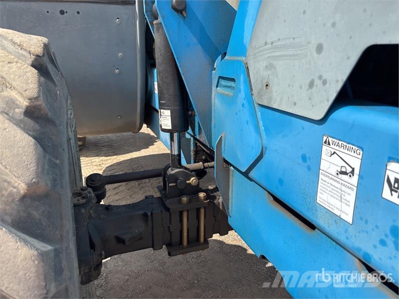 Terex TH844C Teleskopik yükleyiciler