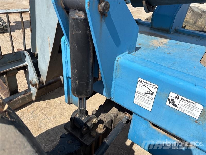 Terex TH844C Teleskopik yükleyiciler