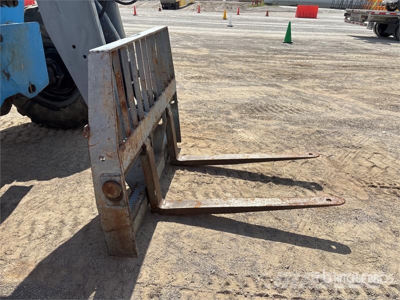Terex TH844C Teleskopik yükleyiciler