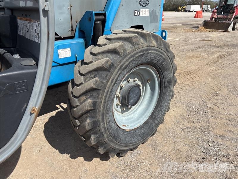 Terex TH844C Teleskopik yükleyiciler