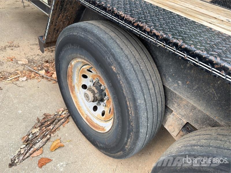 Texas Bragg ED182LEO12 20 ft T/A Utility Trailer Autre remorque
