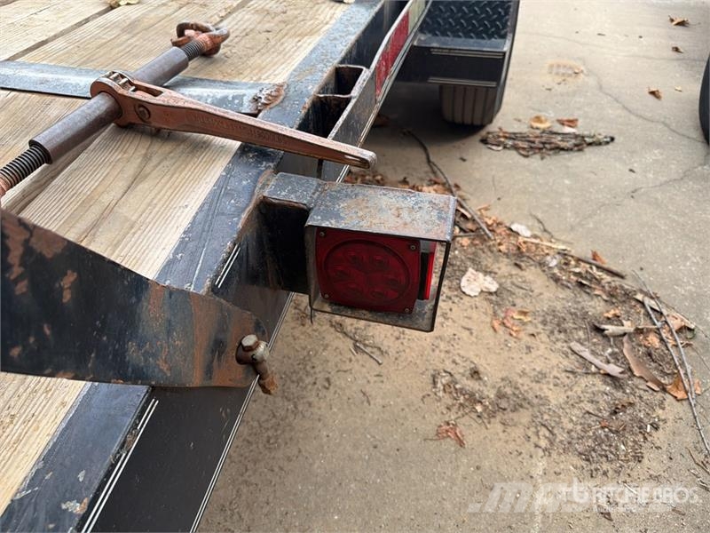 Texas Bragg ED182LEO12 20 ft T/A Utility Trailer Autre remorque