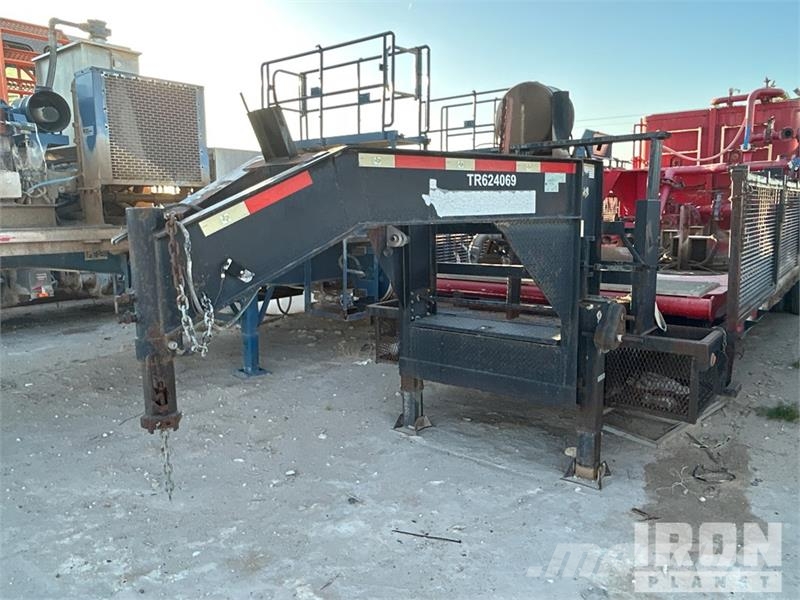 Texas Pride 36600 lb 52 ft Tri/A Flatbed Oilfield Traile Equipamiento para el procesado